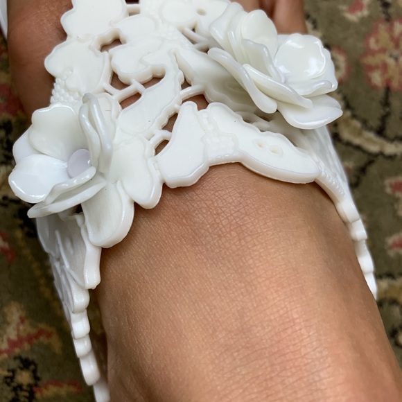 NWT Badgley Mischka Bali Ivory Jelly Flip Flop 7M - Picture 4 of 7